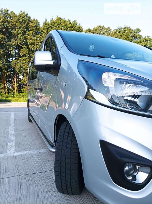 Мінівен Opel Vivaro 2019 в Києві