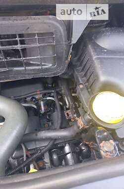 Минивэн Opel Vivaro 2010 в 