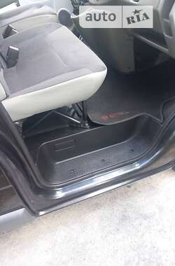 Минивэн Opel Vivaro 2010 в 