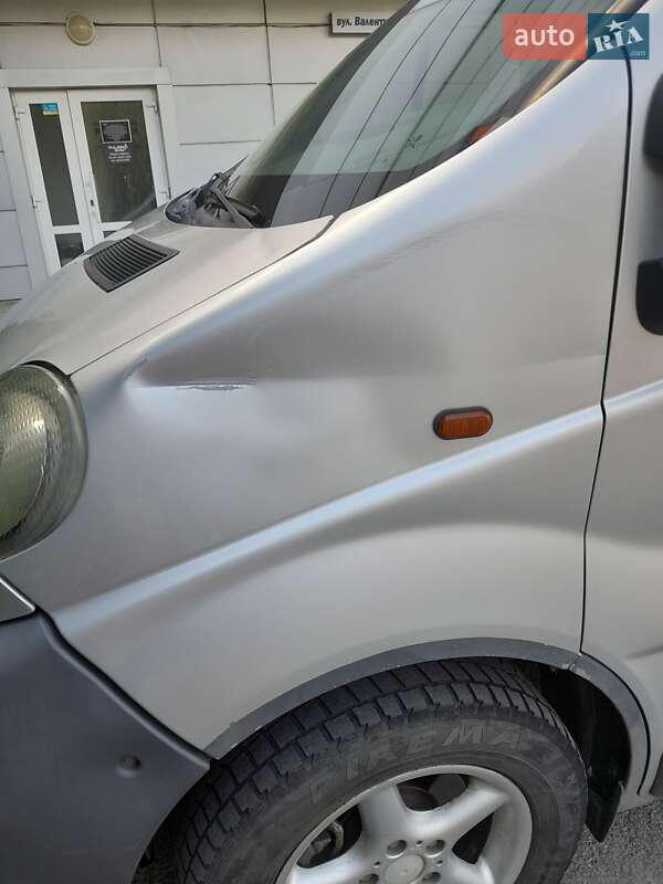 Минивэн Opel Vivaro 2004 в Харькове