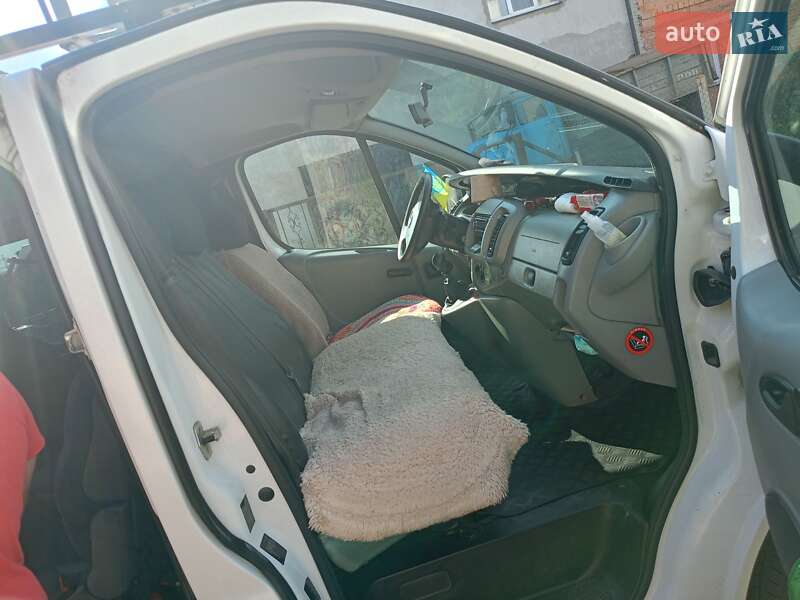 Мінівен Opel Vivaro 2005 в Львові