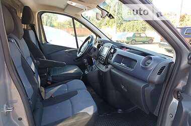 Грузовой фургон Opel Vivaro 2015 в 