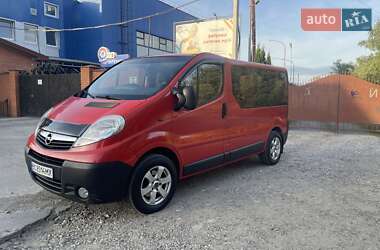 Минивэн Opel Vivaro 2010 в Ивано-Франковске