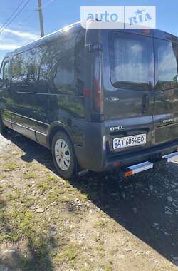 Мінівен Opel Vivaro 2003 в Надвірній