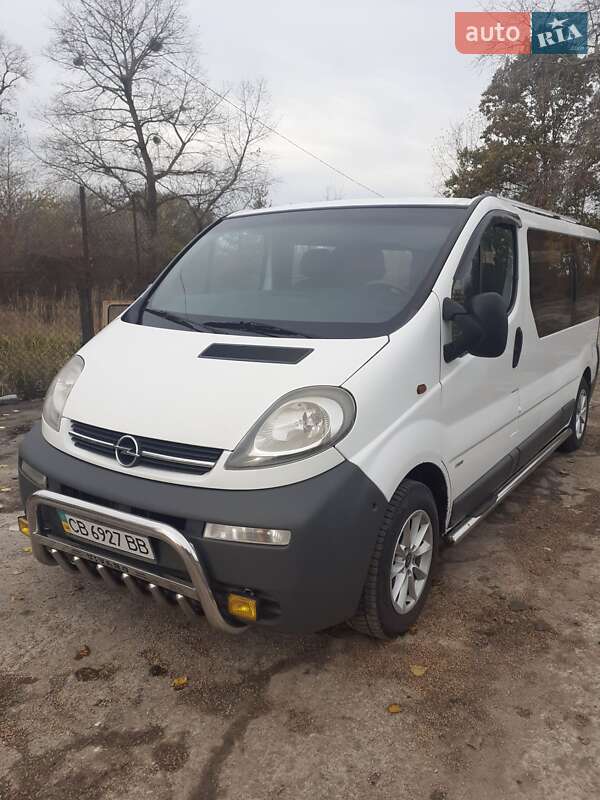 Мінівен Opel Vivaro 2006 в Чернігові