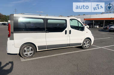 Мінівен Opel Vivaro 2009 в Ужгороді