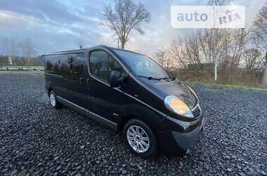 Минивэн Opel Vivaro 2010 в 