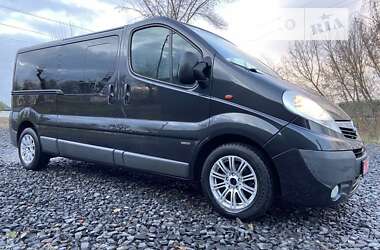Минивэн Opel Vivaro 2010 в 