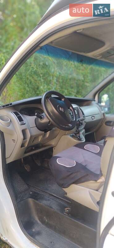 Минивэн Opel Vivaro 2009 в Конотопе