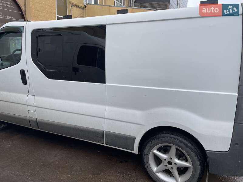 Вантажний фургон Opel Vivaro 2012 в Харкові фото 5 Вантажний фургон Opel Vivaro 2012 в Харкові