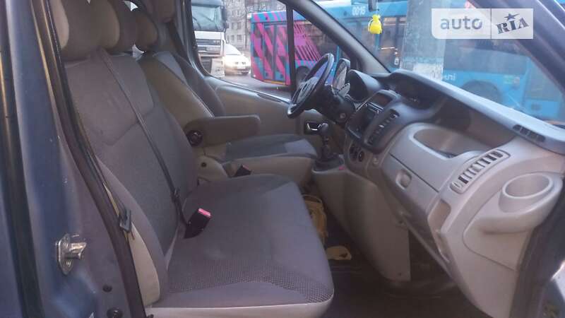 Минивэн Opel Vivaro 2013 в Житомире