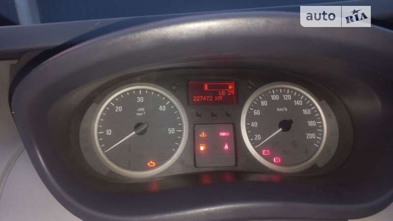 Минивэн Opel Vivaro 2013 в Житомире