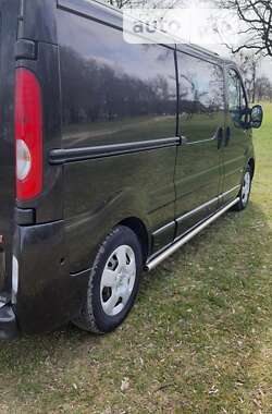 Минивэн Opel Vivaro 2007 в Сарнах