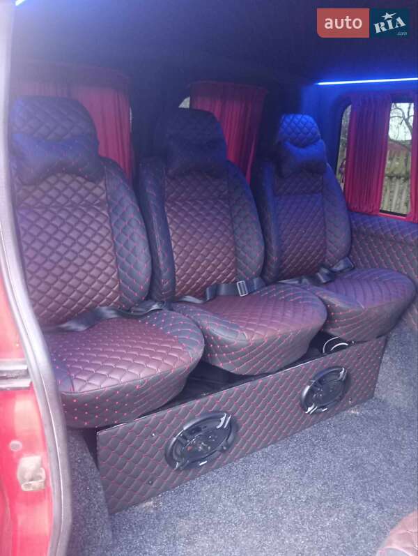 Мінівен Opel Vivaro 2009 в Рівному