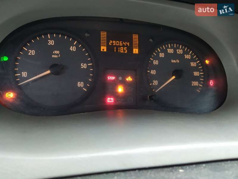 Минивэн Opel Vivaro 2005 в Ратным фото 15 Минивэн Opel Vivaro 2005 в Ратным