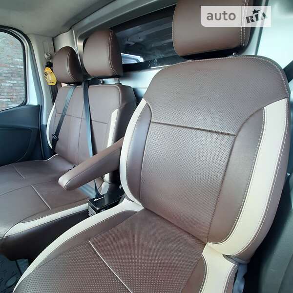 Вантажний фургон Opel Vivaro 2016 в Ніжині фото 22 Вантажний фургон Opel Vivaro 2016 в Ніжині