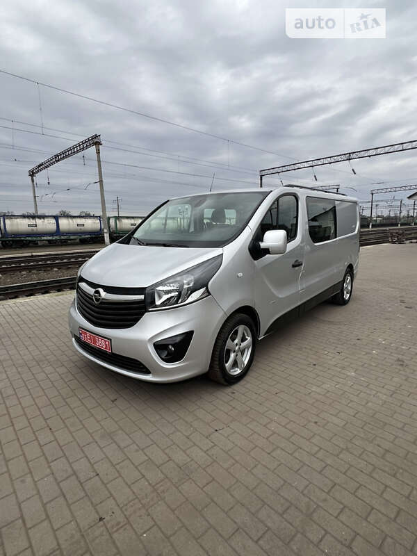 Минивэн Opel Vivaro 2018 в Дубно