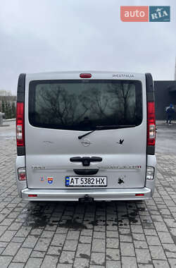 Минивэн Opel Vivaro 2009 в Надворной