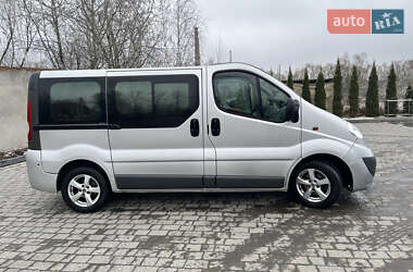 Минивэн Opel Vivaro 2009 в Надворной