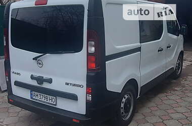 Минивэн Opel Vivaro 2016 в Житомире
