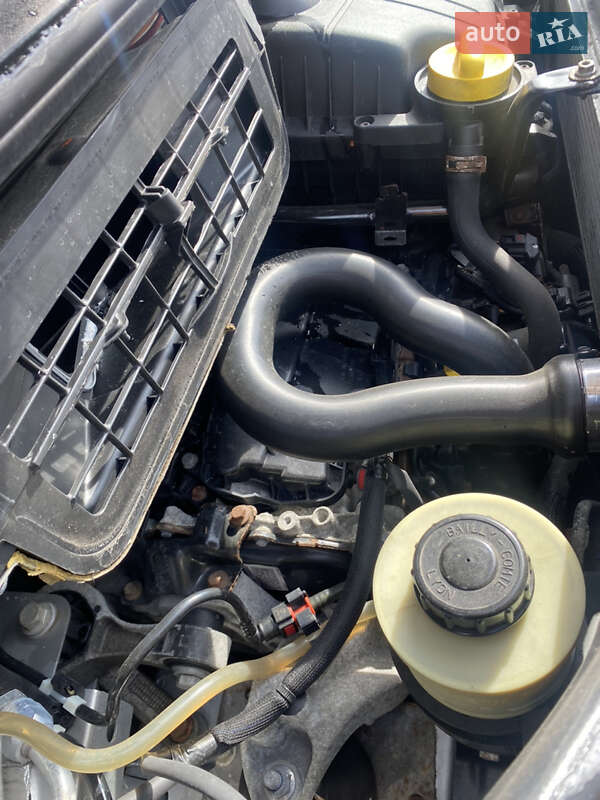 Минивэн Opel Vivaro 2013 в Доманевке