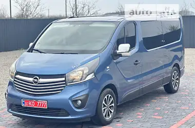 Opel Vivaro 2016