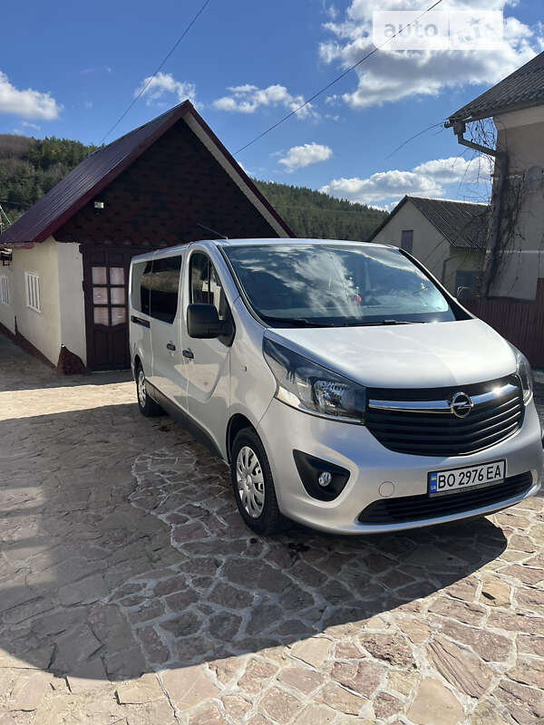 Минивэн Opel Vivaro 2018 в Монастыриске