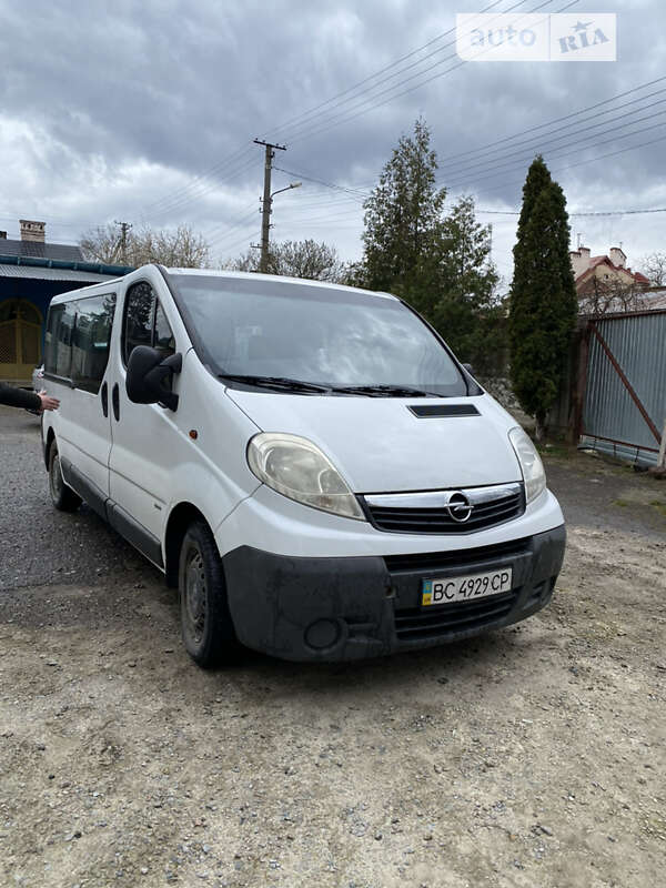 Мінівен Opel Vivaro 2006 в Львові