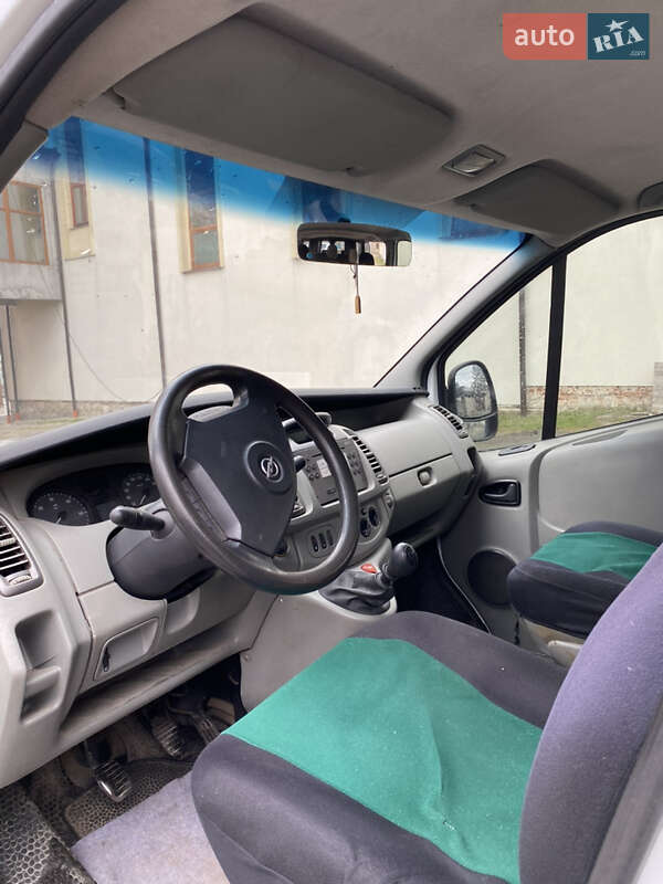 Мінівен Opel Vivaro 2006 в Львові фото 5 Мінівен Opel Vivaro 2006 в Львові