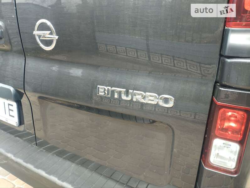 Минивэн Opel Vivaro 2015 в Ровно фото 18 Минивэн Opel Vivaro 2015 в Ровно