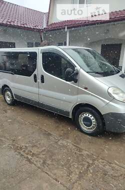 Минивэн Opel Vivaro 2006 в Глыбокой