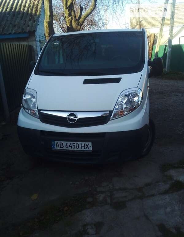 Минивэн Opel Vivaro 2010 в Виннице