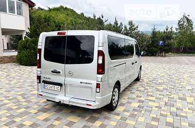 Мінівен Opel Vivaro 2015 в Виноградові