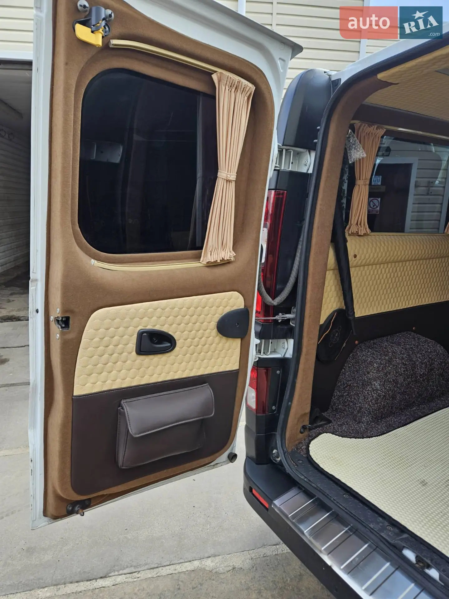 2019 Opel Vivaro - мініатюра 8
