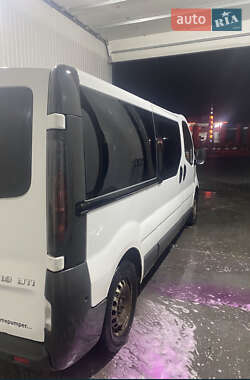 Мінівен Opel Vivaro 2004 в Міжгір'ї