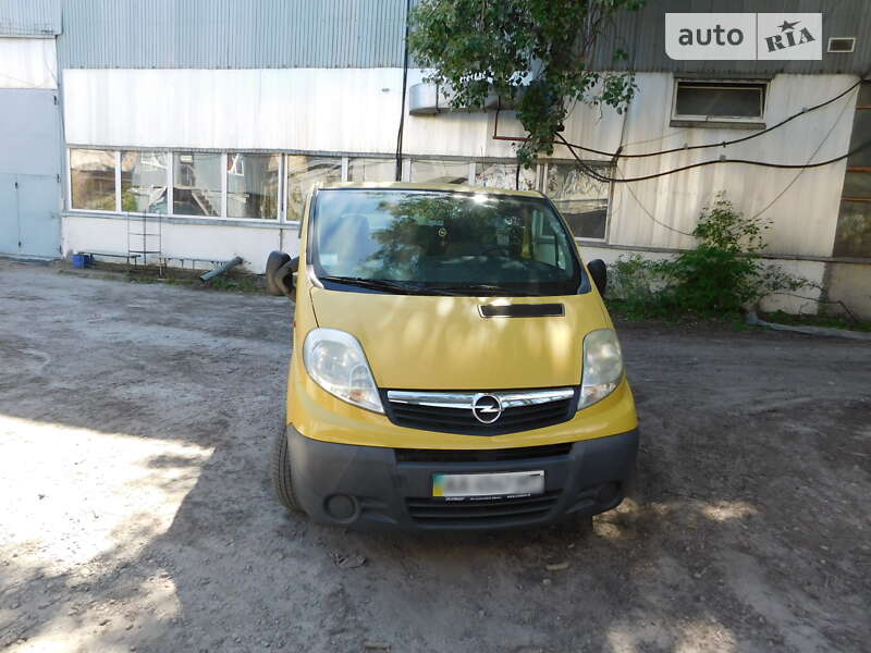 Мінівен Opel Vivaro 2009 в Києві