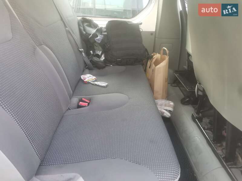Мінівен Opel Vivaro 2008 в Чернігові