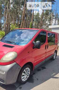 Грузовой фургон Opel Vivaro 2002 в Подворках