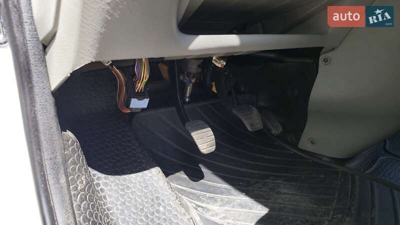 Вантажний фургон Opel Vivaro 2013 в Одесі