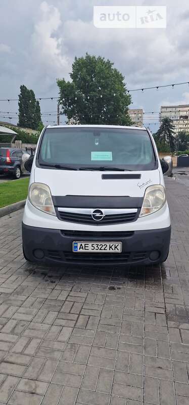 Мінівен Opel Vivaro 2007 в Дніпрі