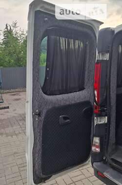 Мінівен Opel Vivaro 2007 в Дніпрі