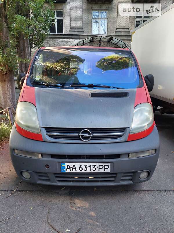 Минивэн Opel Vivaro 2001 в Киеве