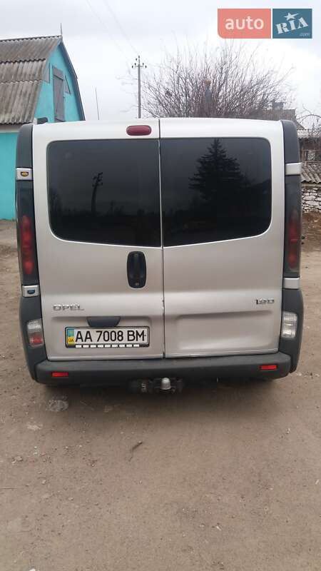 Минивэн Opel Vivaro 2003 в Виннице