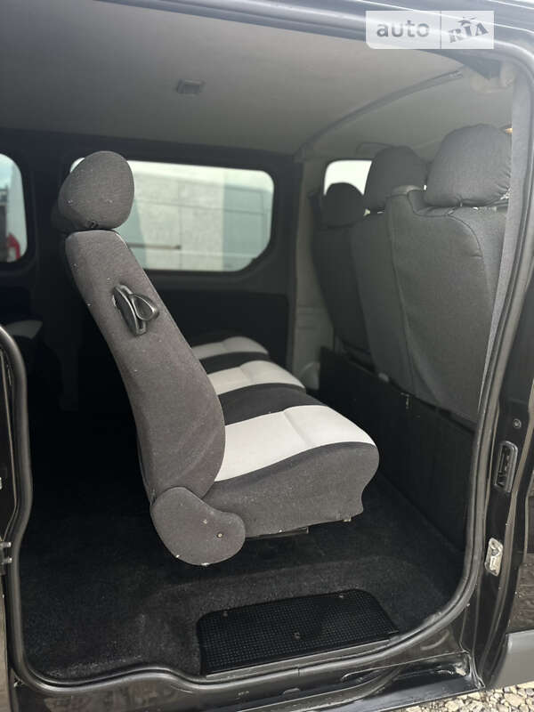 Мінівен Opel Vivaro 2007 в Коломиї