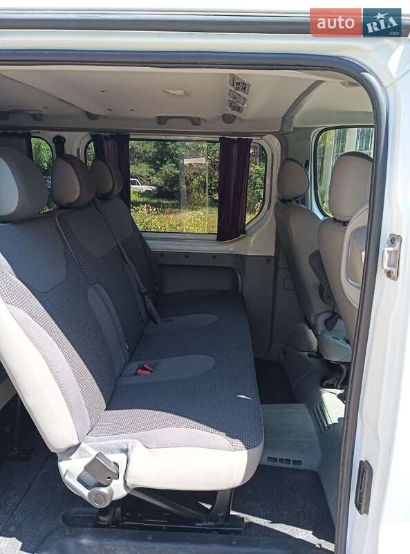 Минивэн Opel Vivaro 2013 в Прилуках