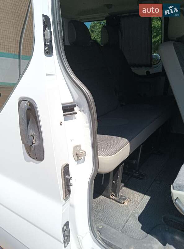 Минивэн Opel Vivaro 2013 в Прилуках
