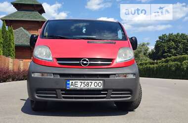 Мінівен Opel Vivaro 2002 в Дніпрі