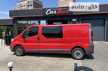 Грузопассажирский фургон Opel Vivaro 2011 в Лозовой