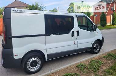 Мінівен Opel Vivaro 2003 в Хмельницькому