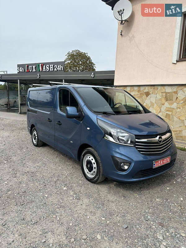 Opel Vivaro 2015